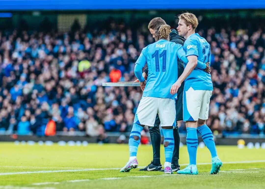 坎贝尔：我的速度不比范德芬慢，高速情况下我还能灵活移动