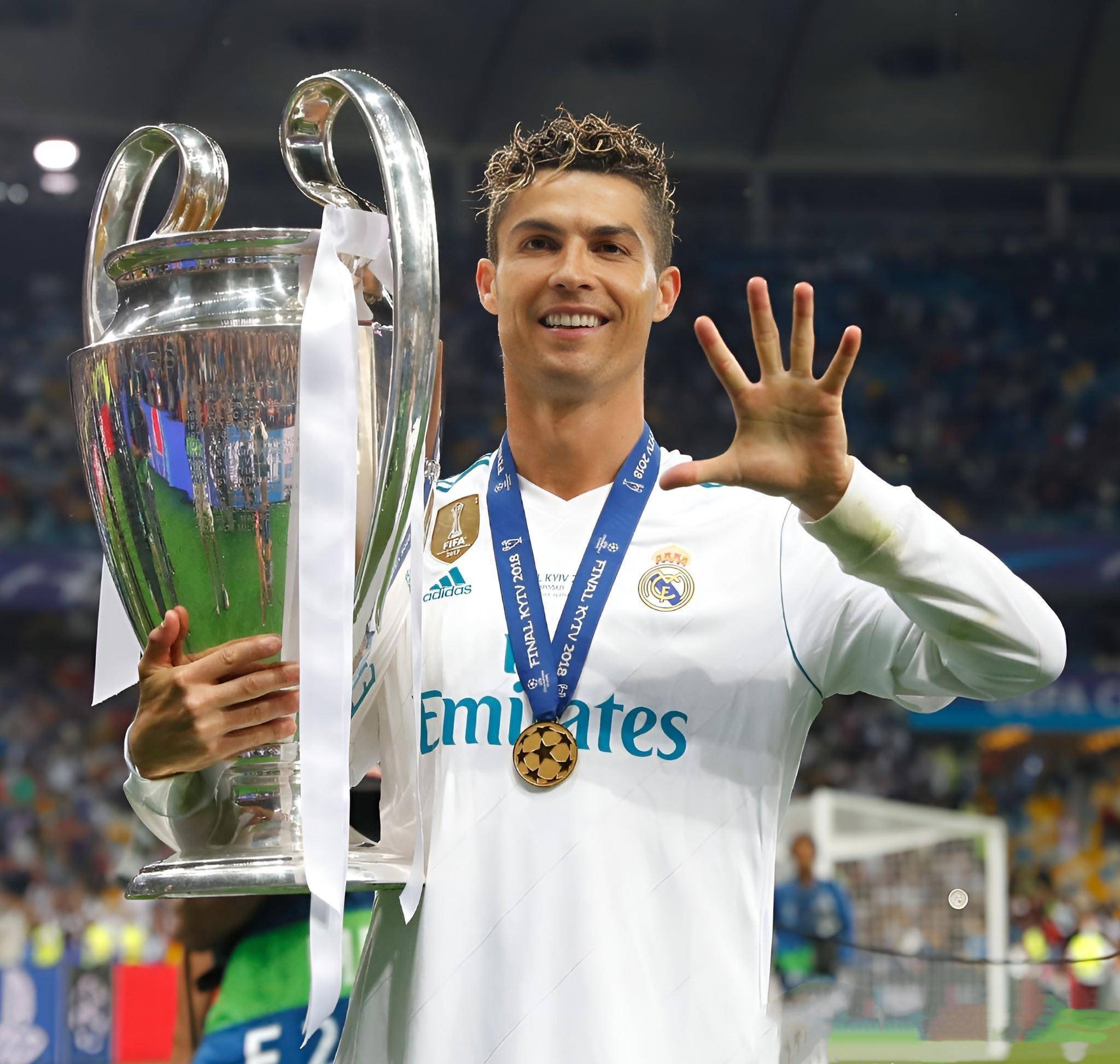 马卡：与中东和俄罗斯不同，美资正在通过收购改变欧洲足球