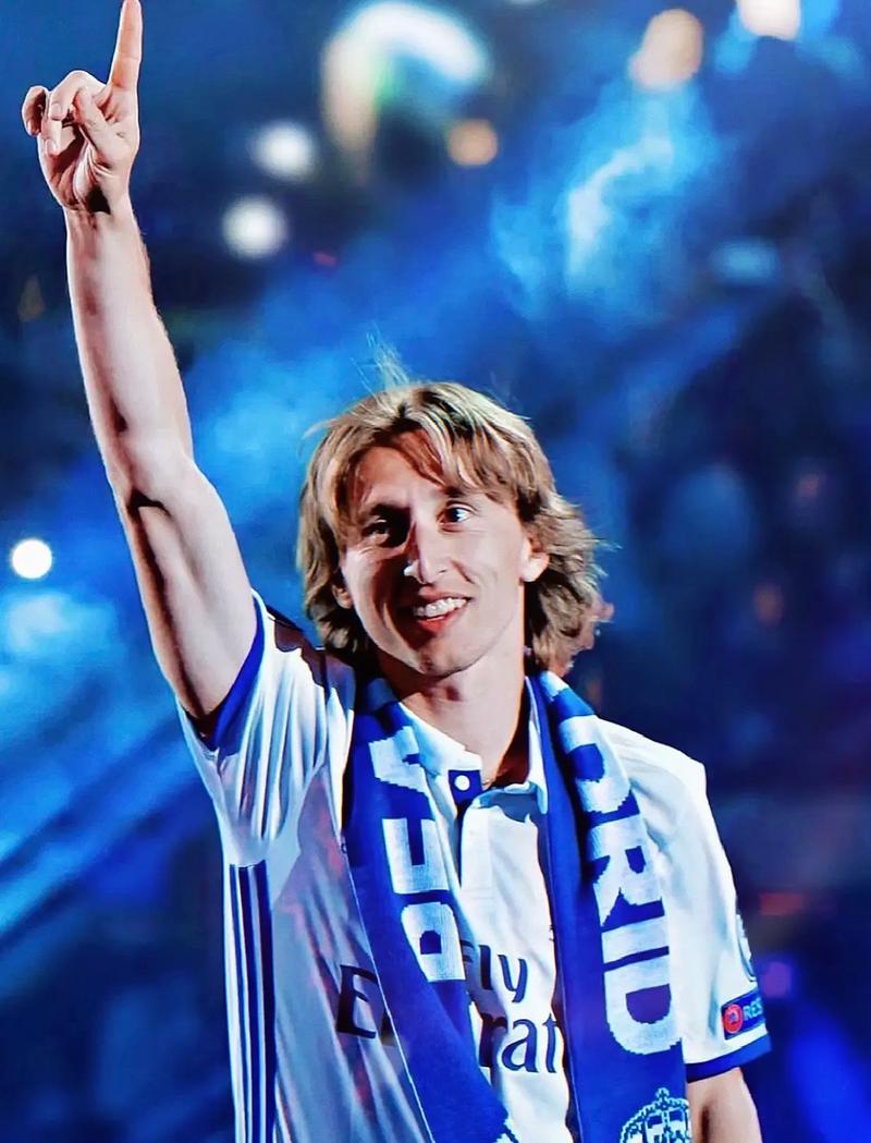 上海海港豪取连胜