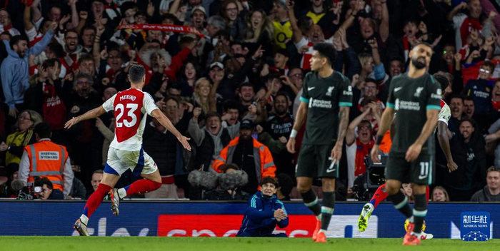 2026年F1全阵容敲定！角田裕毅降为储备车手，哈贾尔晋升搭档维斯塔潘